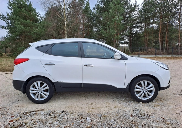 Hyundai ix35 cena 25900 przebieg: 242363, rok produkcji 2011 z Kielce małe 352